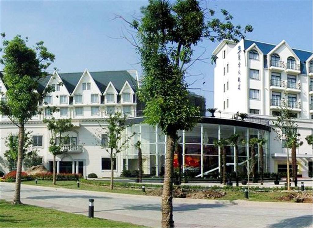 Blue Palace Hotel Jiading Екстер'єр фото