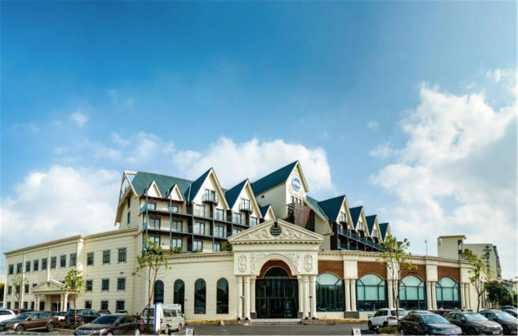 Blue Palace Hotel Jiading Екстер'єр фото