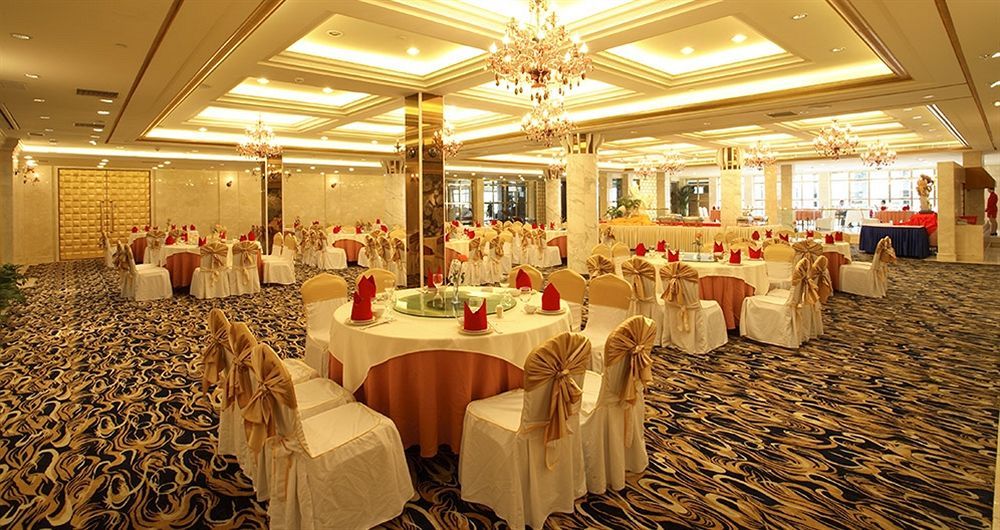 Blue Palace Hotel Jiading Екстер'єр фото