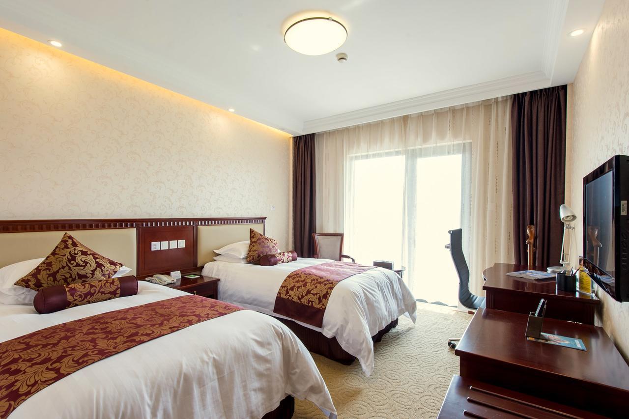 Blue Palace Hotel Jiading Екстер'єр фото